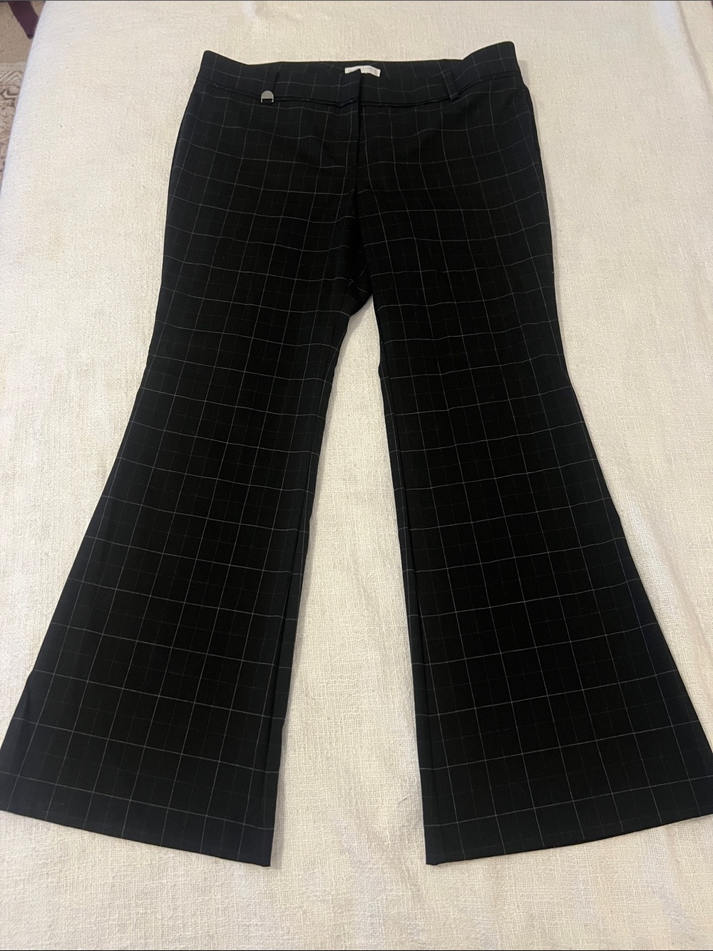 New York & Company Black Flair Pants with Subtle Windowpane Pattern Sz 16 Petite